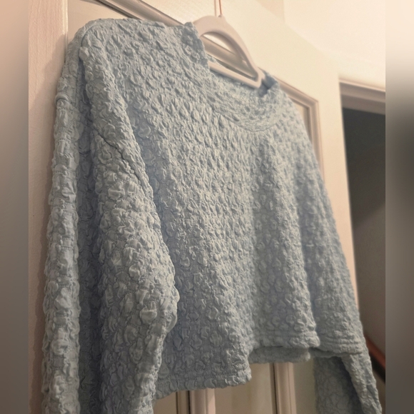 Aleeza Chic Jiffy Pop Loose Long Sleeve Crop Top- Turqoise Available!! - Picture 8 of 10